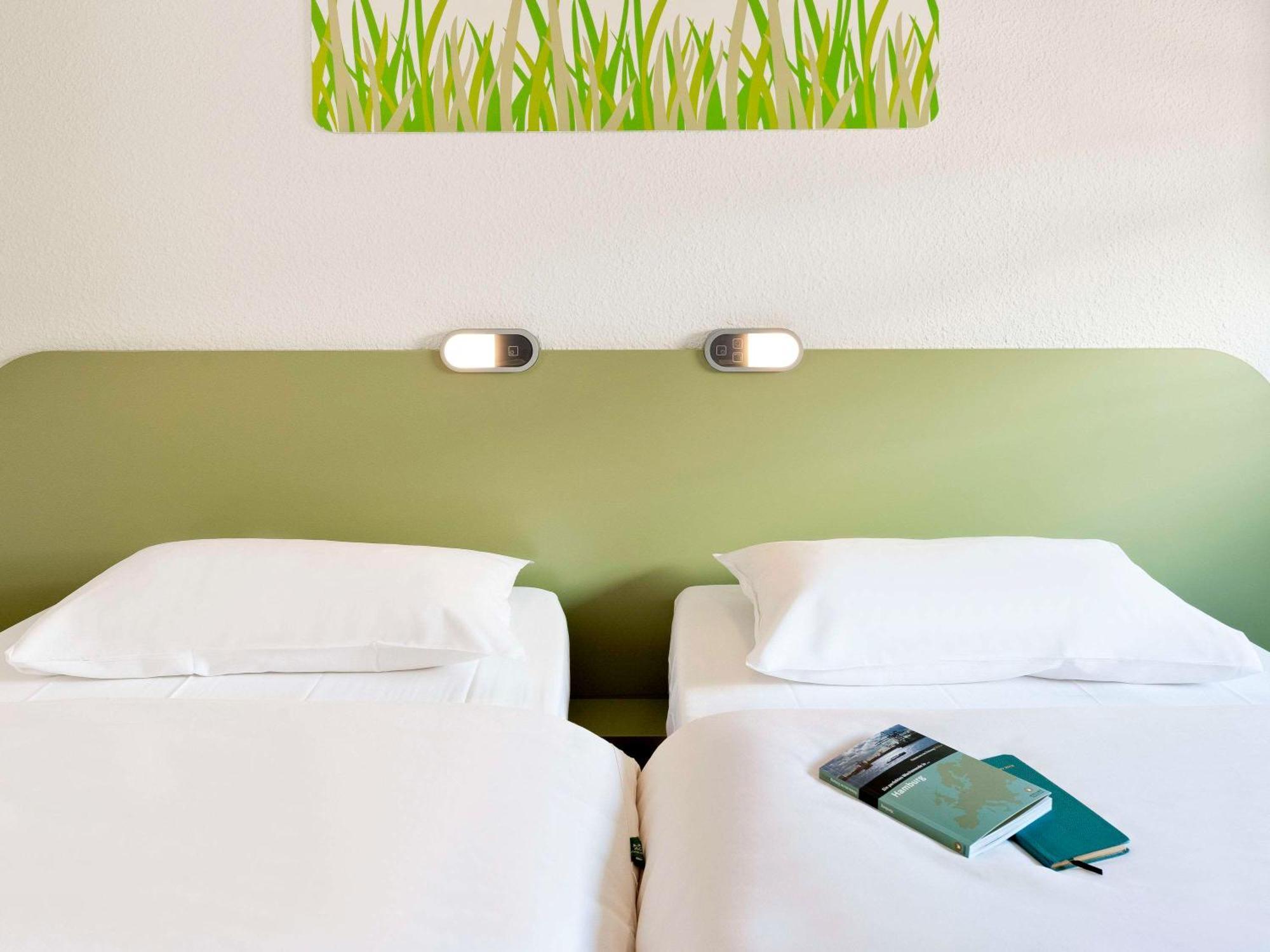 Ibis Budget Aix En Provence Est Le Canet Meyreuil Exterior foto