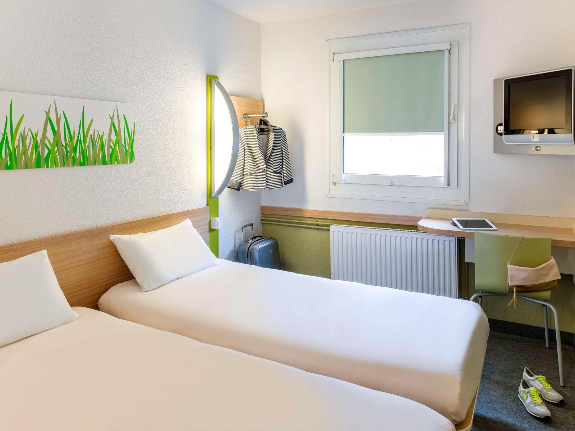 Ibis Budget Aix En Provence Est Le Canet Meyreuil Exterior foto